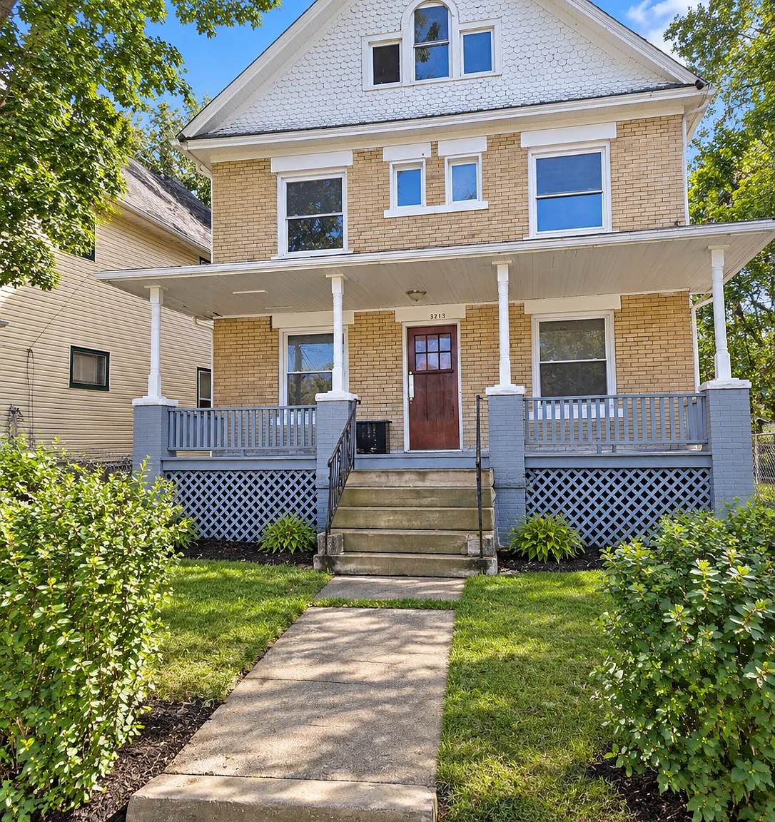 3213 Louisiana Avenue, Unit Upper — Photo 1