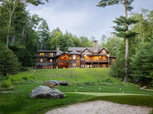 60 Top Ridge Trail, White Lake, NY 12786