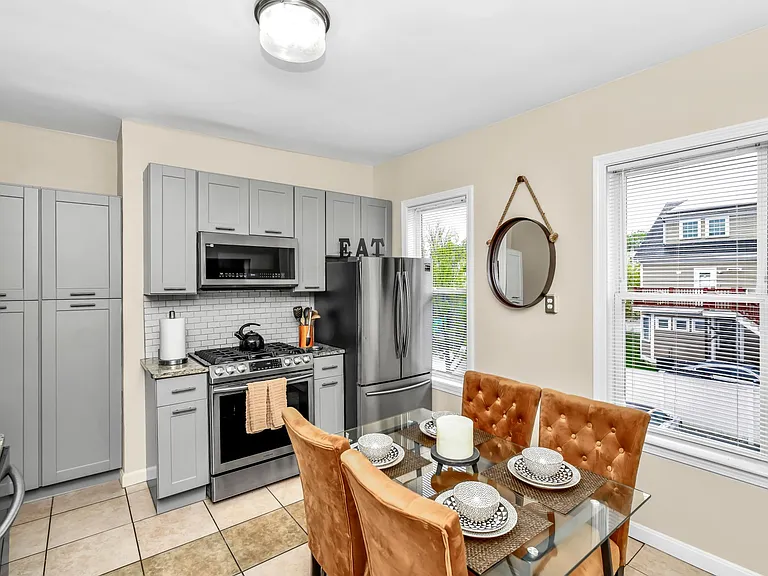 12 Ferndale St #2 — Photo 16