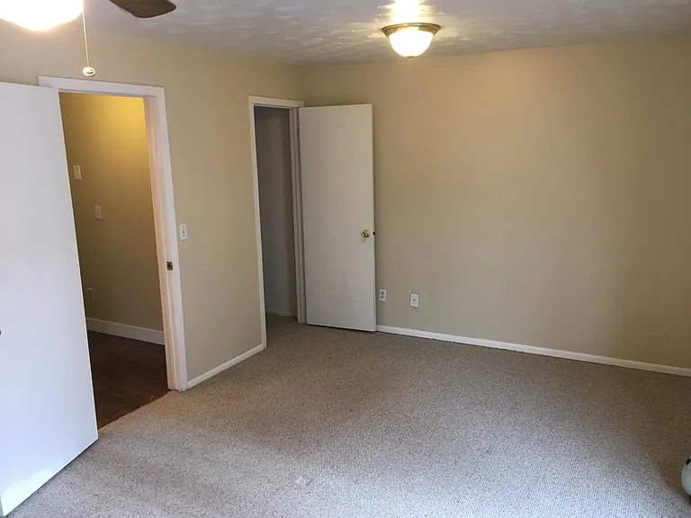 638 E Williamsburg Park Cir — Photo 11