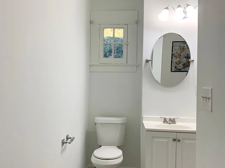 687 Durant Pl NE #3 — Photo 8