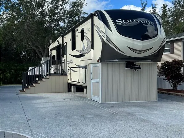 1482 Diamond Lake CIR, NAPLES, FL 34114