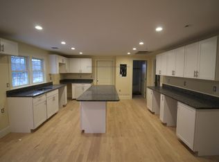 15 Nonantum St #92, Newton, MA 02458
