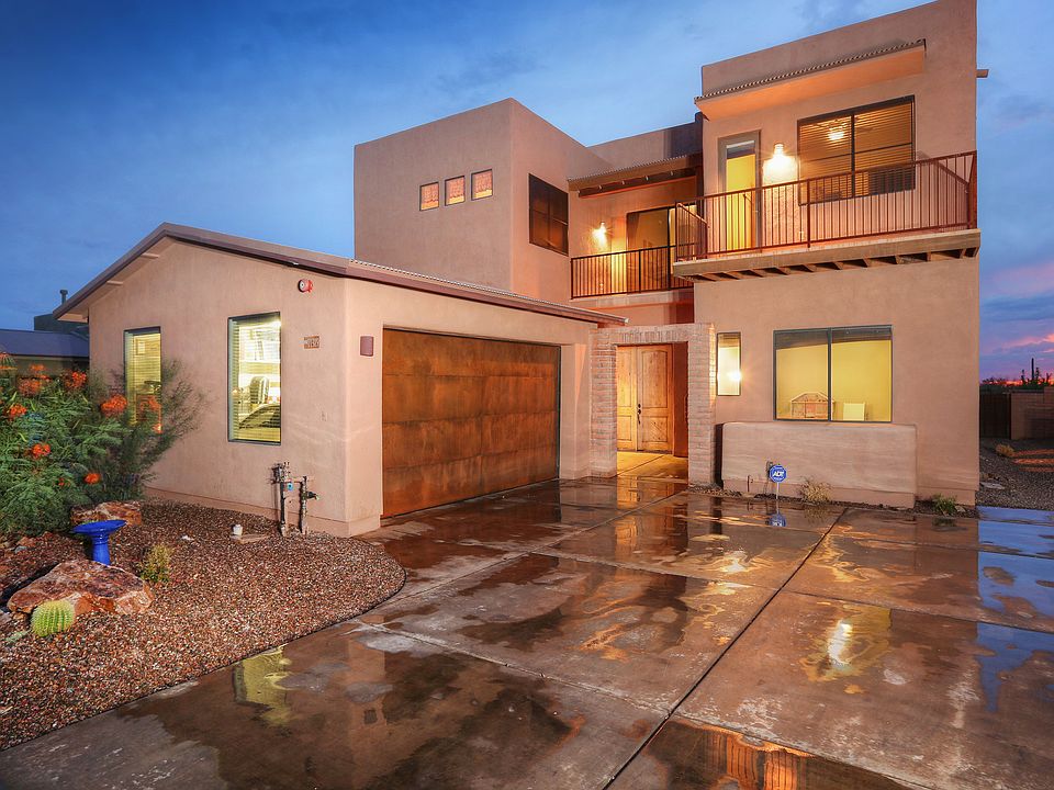 1st image of 11389 N Moon Ranch Pl