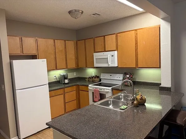 2200 Classen Blvd APT 6126, Norman, OK 73071