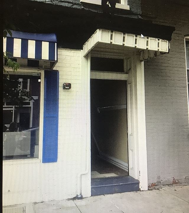1st image of 32 E Washington St APT 3