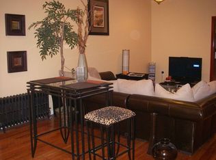 2916 Reed St, Philadelphia, PA 19146