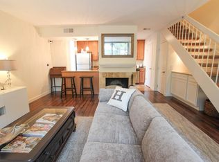 516 Woodside Oaks APT 5, Sacramento, CA 95825