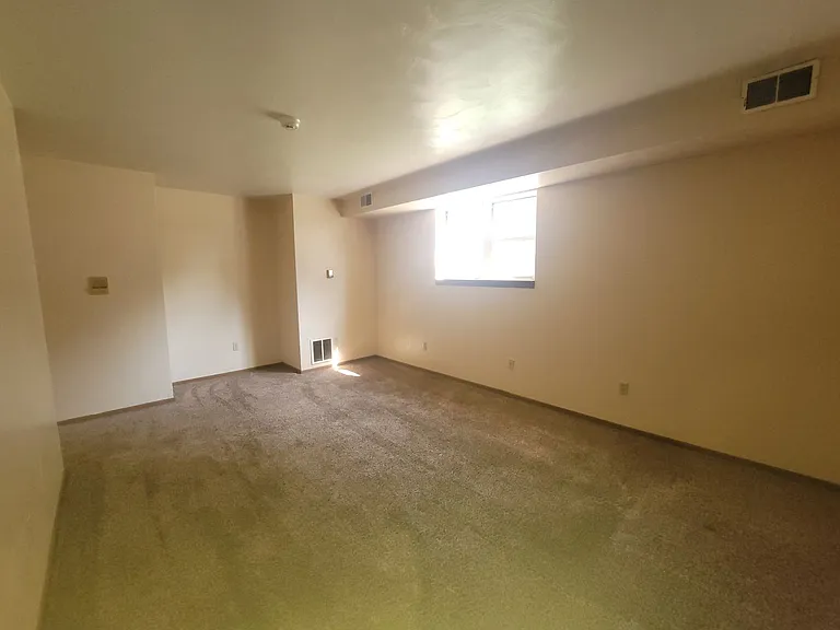 547 Turney St — Photo 13