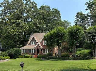 1957 Walker Ave, College Park, GA 30337
