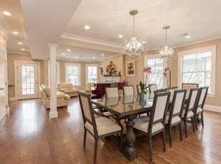 77 Kenwood St #77, Brookline, MA 02446