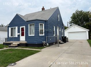17725 Longfellow St, Roseville, MI 48066