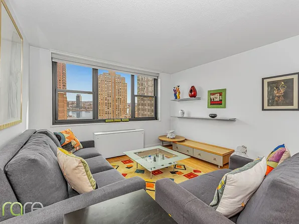 340 E 93rd St APT 24I, Manhattan, NY 10128
