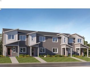 2686 Sawtelle Dr, Woodburn, OR 97071