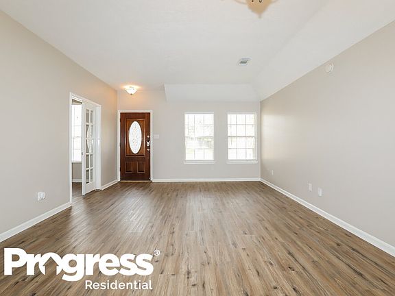 3rd image of 16134 Cypress Valley Dr