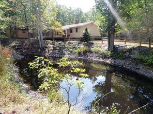 210 Cherokee Dr, Stuarts Draft, VA 24477