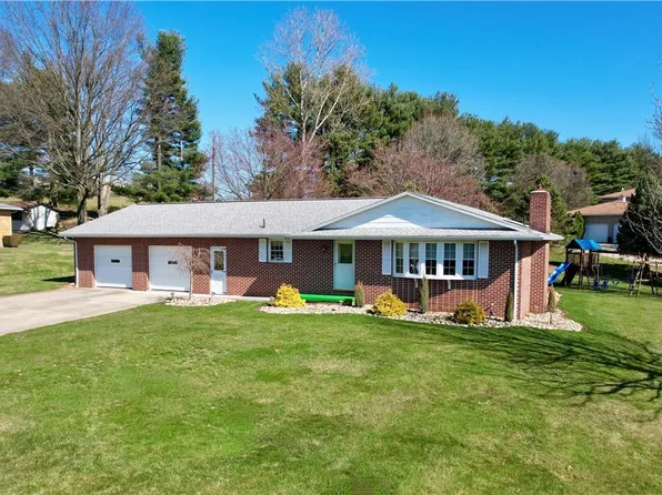 443 Luzern St SW, Sugarcreek, OH 44681