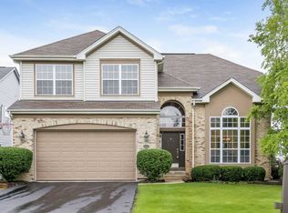 117 Preserve Ct, Lindenhurst, IL 60046