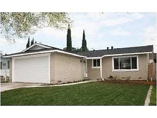 3304 Mount Logan Dr photo 1