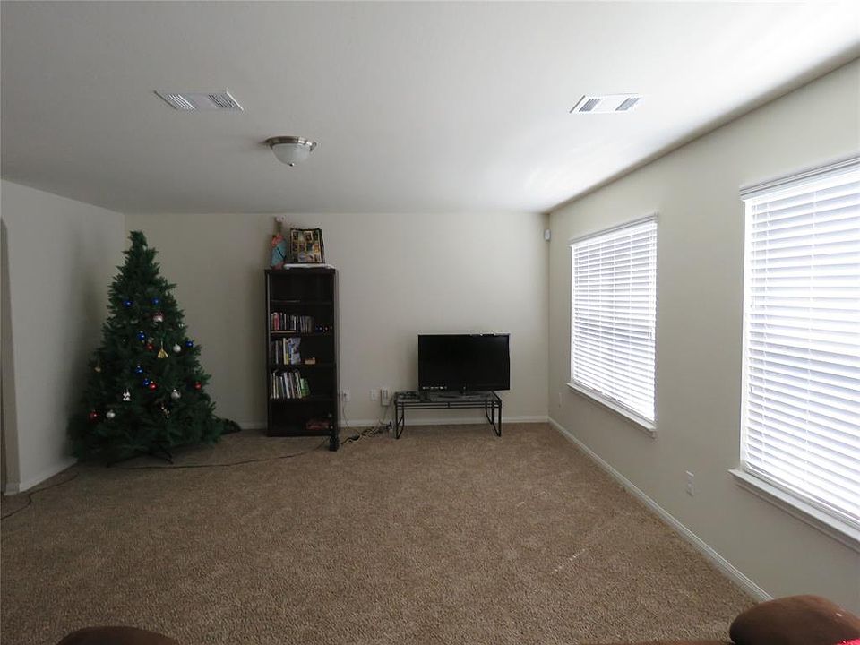 1st image of 10238 Kentington Oak Dr