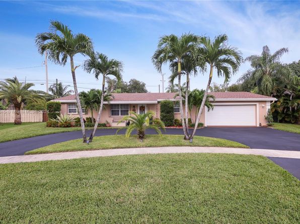 4900 SW 88th Ter, Cooper City, FL 33328