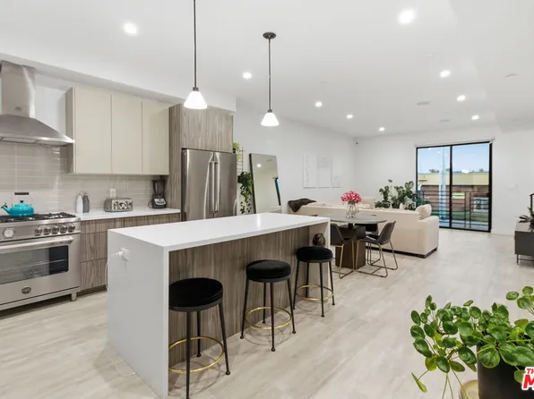 6707 N Sepulveda Blvd, Van Nuys, CA 91406