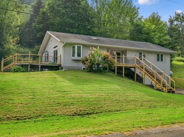 N2871 Smith Valley ROAD, La Crosse, WI 54601