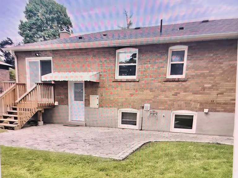312 Cochrane St #LOWER LEVEL — Photo 16