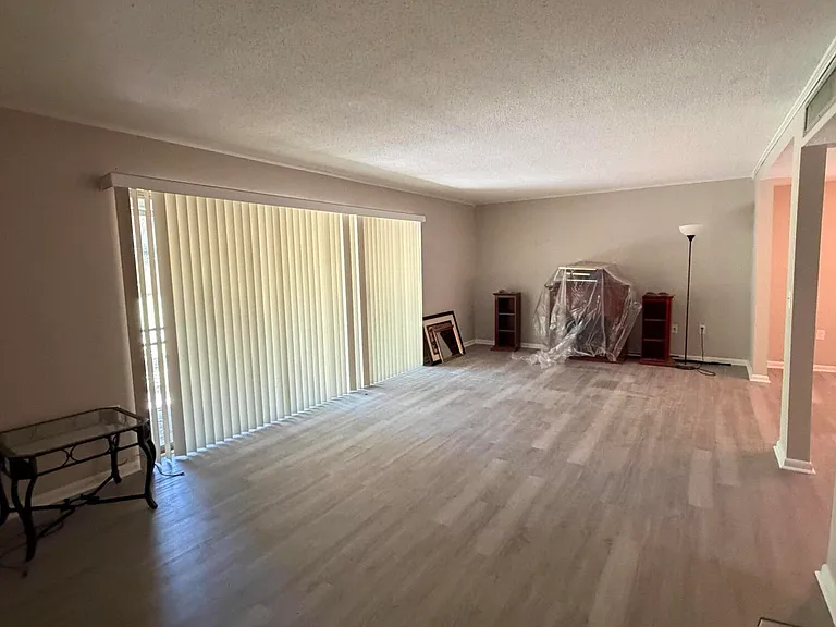 396 Regency Wood Dr #17 — Photo 14