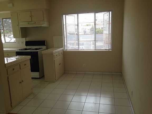 3rd image of 12717 Washington Pl APT 7