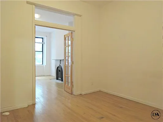 Rented by DSA Realty | media 38