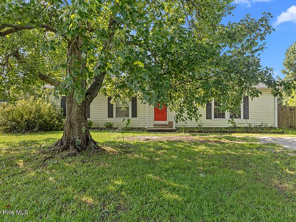 2nd image of 651 Queens Creek Road