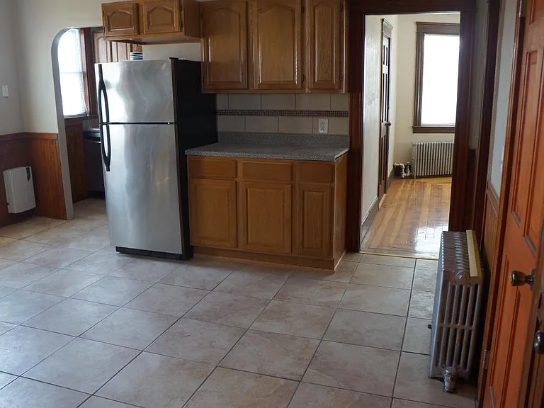Full Kitchen: Angle 6