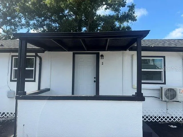 2 bed, 1.0 bath, 500 sqft, $1,419 — Photo 2