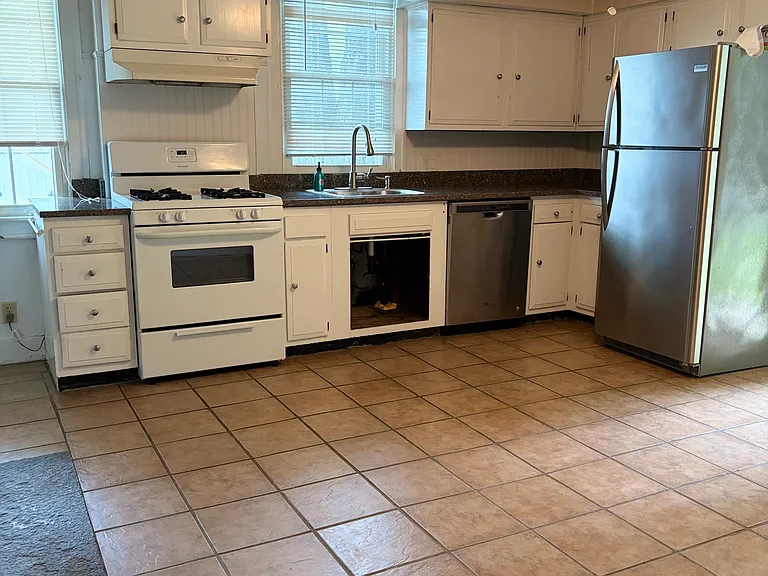 96 Church Hill Rd #1 — Photo 4