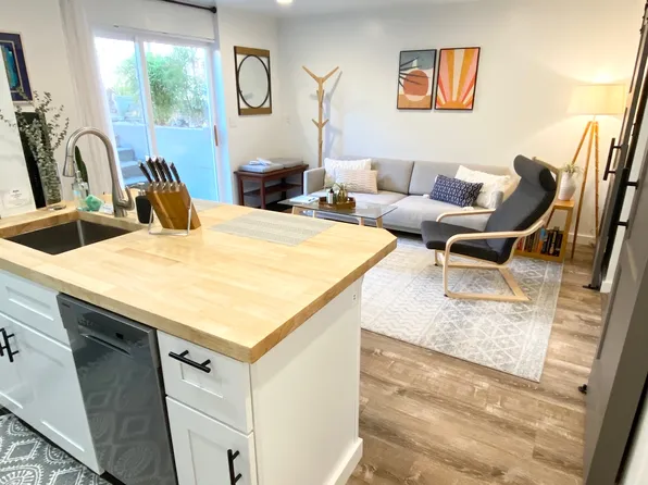 4045 54th Ave SW, Seattle, WA 98116