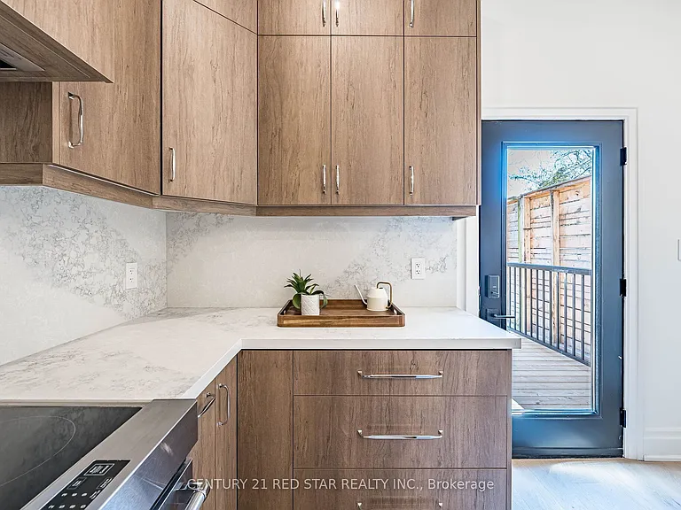 369 Pacific Ave — Photo 12
