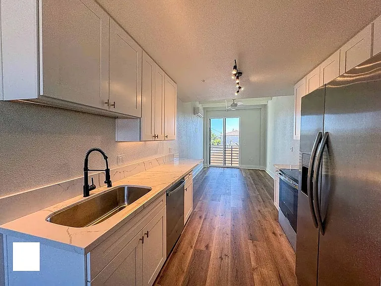 3046 Nimitz Blvd — Photo 4
