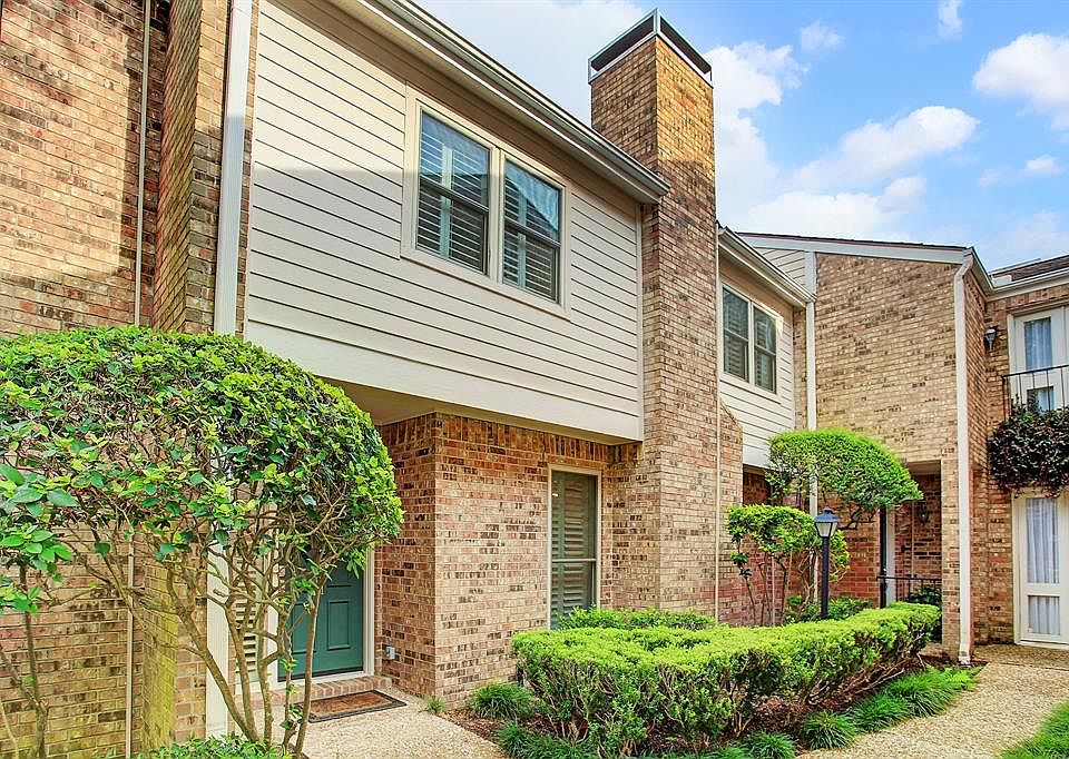1st image of 1551 Bering Dr #126