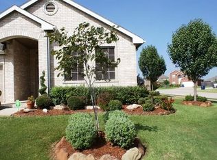 7102 Carnation Ct, Baytown, TX 77521