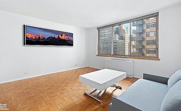 1st image of 235 E 40th St APT 11J