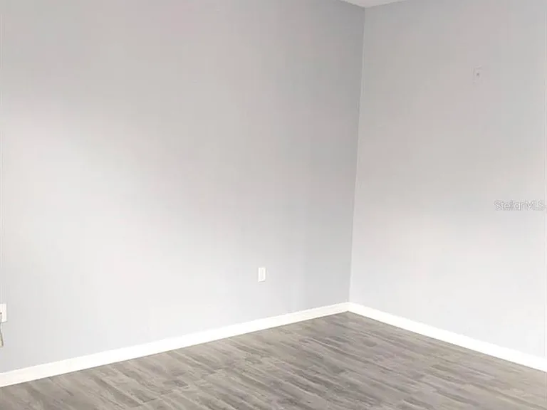 ROOM 2