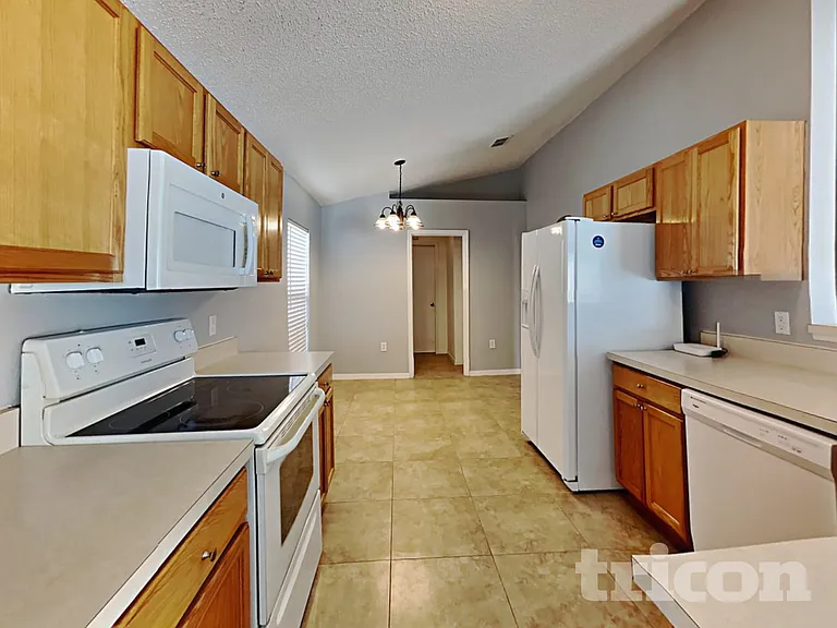 12945 Bridleford Dr — Photo 8