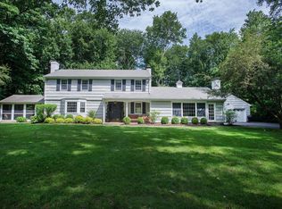 5 Meeting Grove Ln, New Canaan, CT 06840