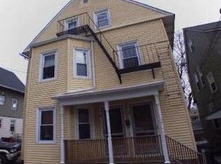 8 Poplar St, Providence, RI 02906