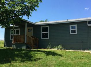 1110 Sturgis St, Taylor, TX 76574