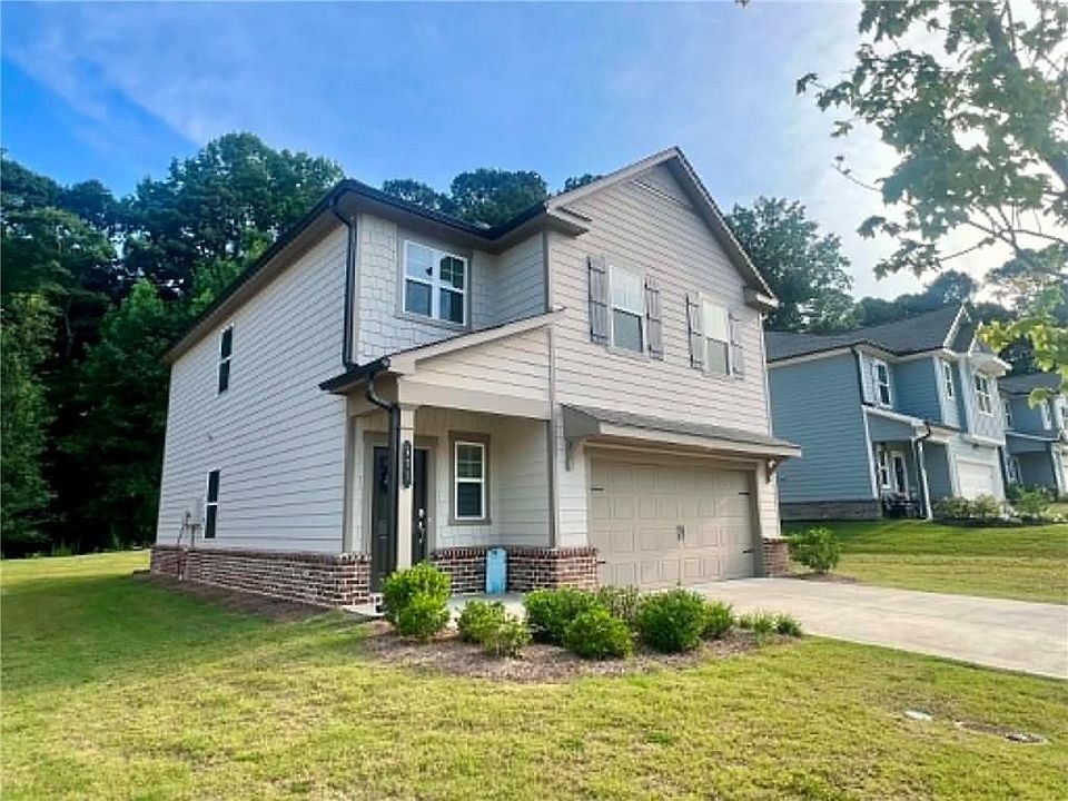 1st image of 683 Evergreen Rd
