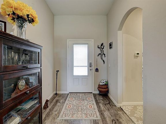 2nd image of 309 E Georgia Ter
