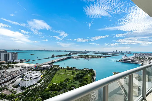 888 Biscayne Blvd #4412 Photo 1