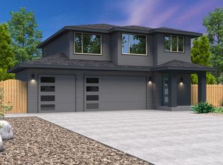 1525 SE Barberry Ave, Dallas, OR
